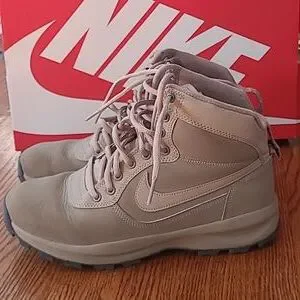 Nike men's manoadome boot best sale